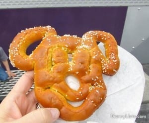 Mickey Pretzel