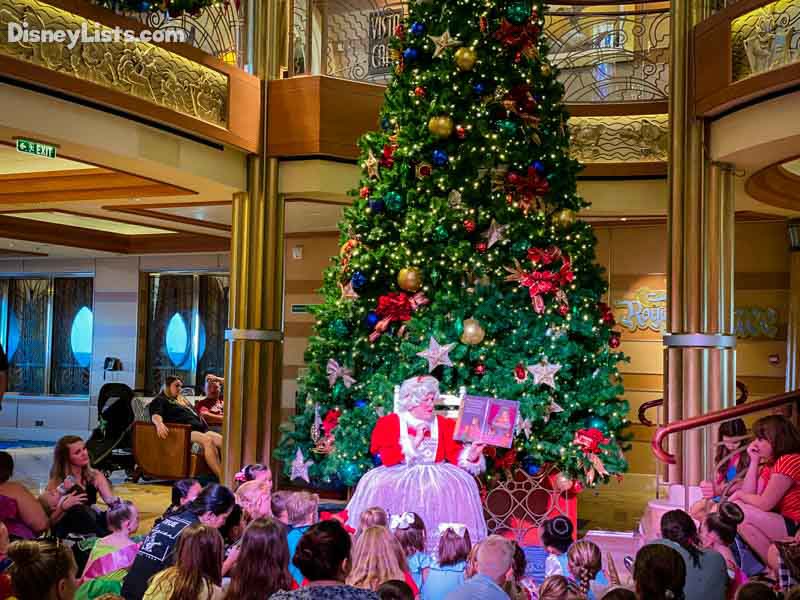 holiday wish decor disney cruise 2022