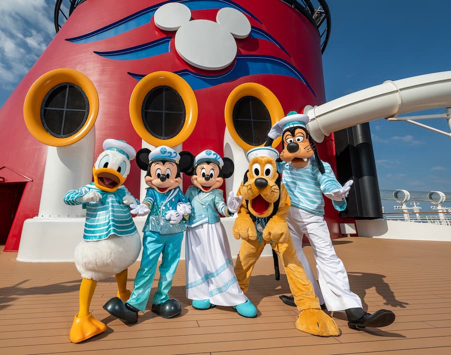 Disney Cruise Line Debuts Captain Minnie Mouse (She's in Pants!)